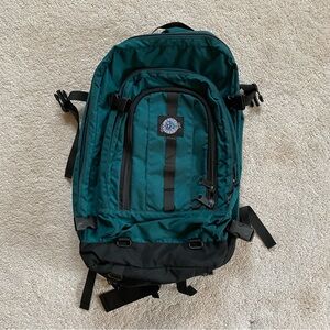 Excellent condition Eagle Creek large backpack